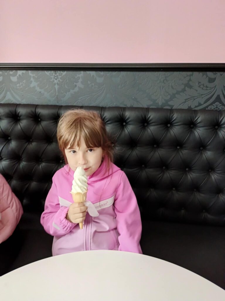 biedronki w lodziarni