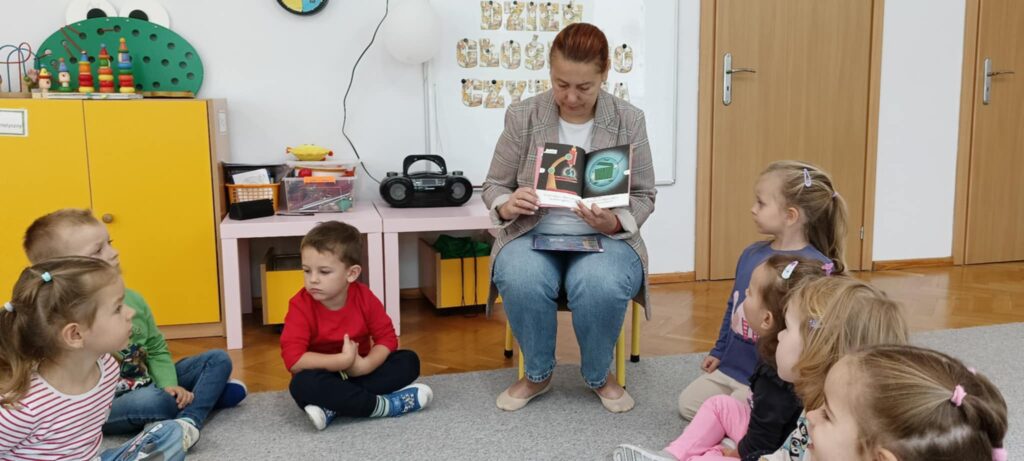 Dzień Głośnego Czytania w „Słoneczkach”