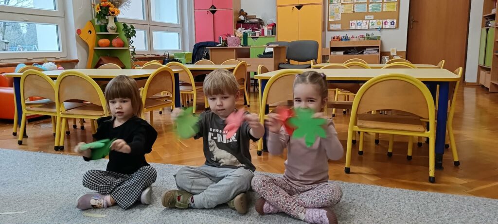 „Słoneczka” realizują Program „Poznaję Dźwięki”