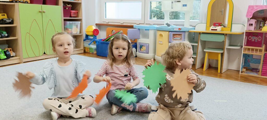 „Słoneczka” realizują Program „Poznaję Dźwięki”