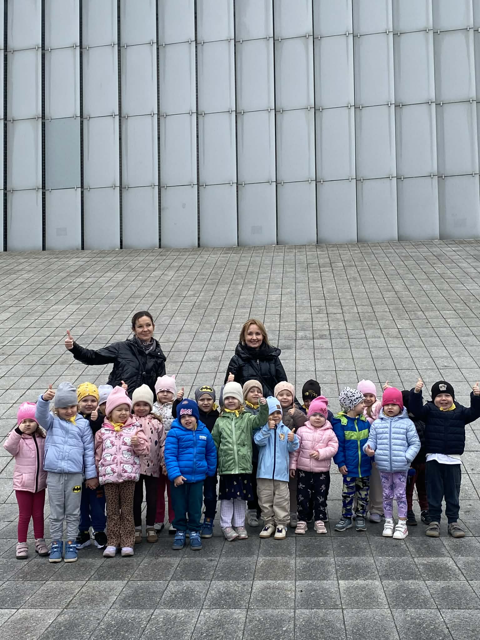 słoneczka w teatrze