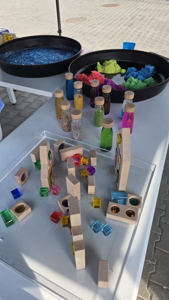 Integracyjnego Festiwalu Artystycznego „TAK WIDZĘ I CZUJĘ ŚWIAT”