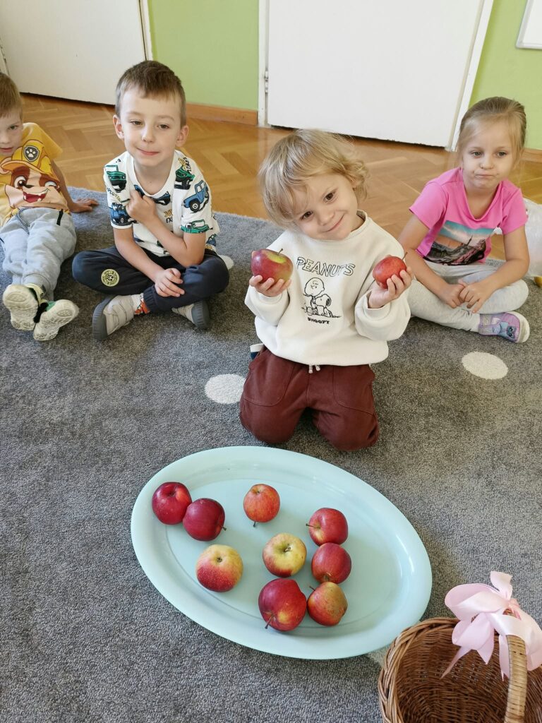 Dzień Jabłka Motylki