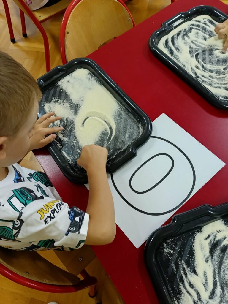 Zabawy literą „O" w „Motylkach”