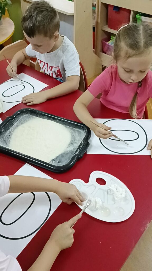 Zabawy literą „O" w „Motylkach”