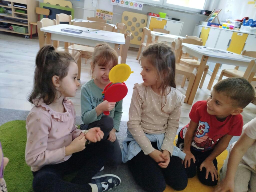Dzieciństwo mocy bez przemocy
