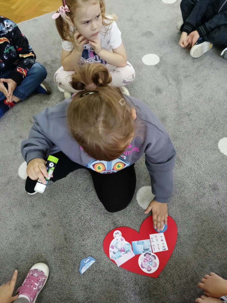 Misja: Zdrowy przedszkolak – mali odkrywcy zdrowia” w grupie „Motylki”
