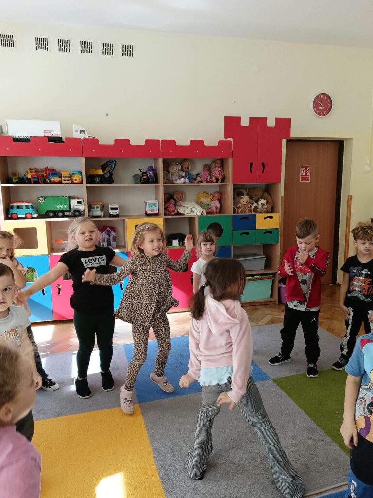 grupowe zajęcia logopedyczne biedronki